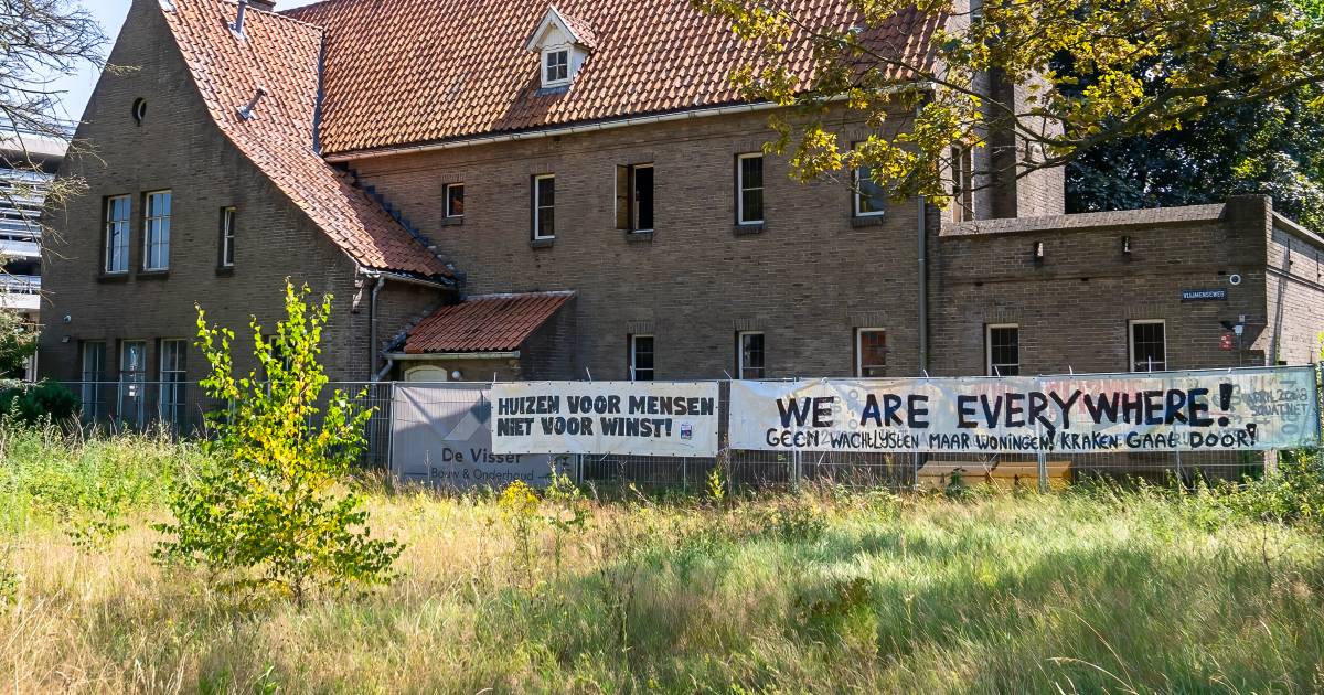 JBZ wil dat krakers vertrekken uit voormalige pastorie aan Vlijmenseweg