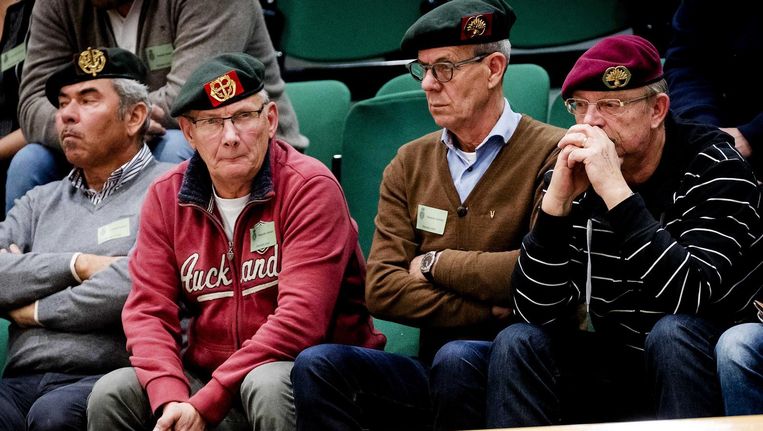 Militairen op de publieke tribune tijdens de stemming over de motie om het hele AOW-gat van militairen te vergoeden. Beeld anp