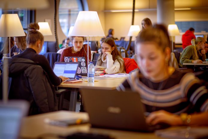 Het aantal studenten op Tilburg University groeide hard, de afgelopen jaren