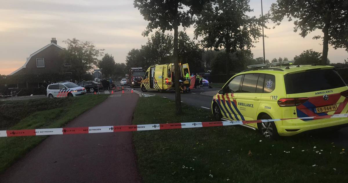Motorrijder ernstig gewond door botsing met auto in Weurt.