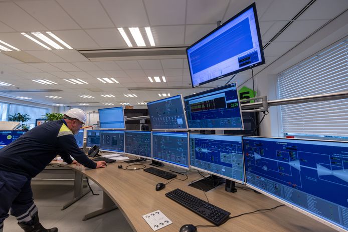 De controlekamer van de Maxima-centrale.