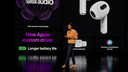 Apple a également levé le voile sur les Airpods 3, la nouvelle version de ses écouteurs sans fil. Les Airpods 3 embarquent notamment une technologie d’audio spatial afin d’offrir l’expérience d’un son multidimensionnel à son utilisateur.