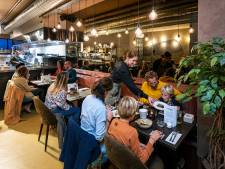 ‘All you can eat’ en dan is het ook nog met zorg gemaakt bij restaurant ’t Volk