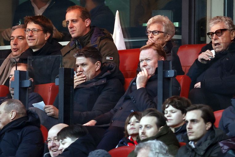 National coach Ronald Koeman (m) with goalkeeper coach Patrick Lodewijks next to him during Feyenoord - Ajax at de Kuip on Sunday.  PNA picture