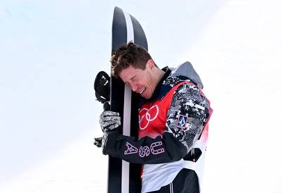 Afscheid van ‘The Flying Tomato': drievoudig olympisch kampioen Shaun White stopt met snowboarden