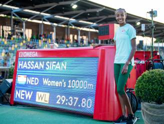 Sifan Hassan tevreden na winst 10.000 meter op FBK Games: ‘Dit is heel goed’