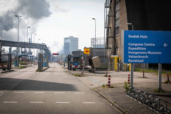 Het pand van Tata Steel, na een spontane staking van medewerkers.