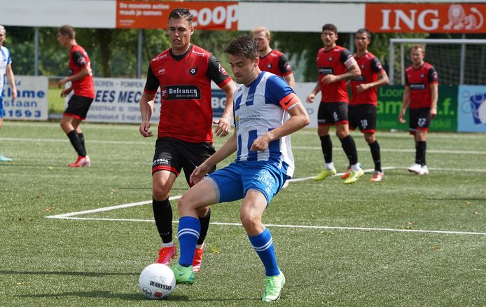 Rik Impens, hier actief tegen Winkel Sport, maakte vrijdagavond de 1-0 tegen de beloftes van Club Brugge.