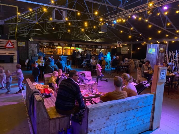 De Winterhallen in de Markthal in Overijse werden vorig weekend op gang getrapt, maar de organisatie moet al schakelen door de strengere coronamaatregelen.