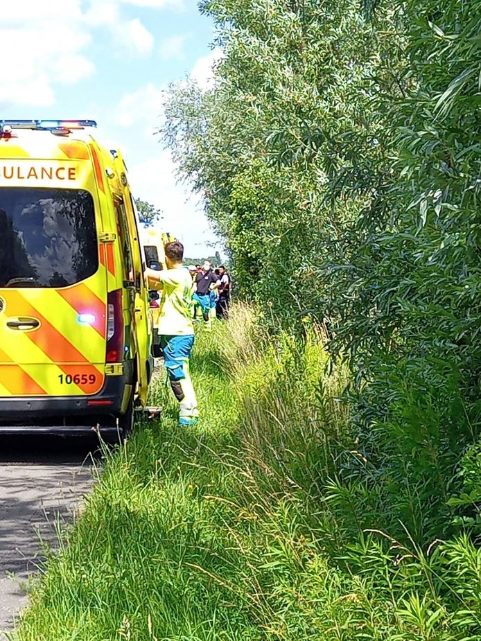 Verschillende ambulances waren massaal ter plaatse in Gijzegem