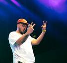 Wat is uw vraag aan Zwangere Guy? Stel ze nu hier