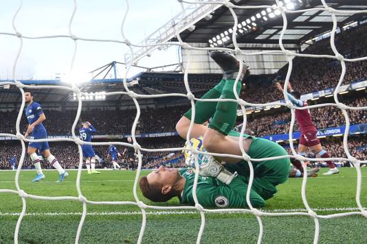 David Martin redt West Ham United tegen Chelsea