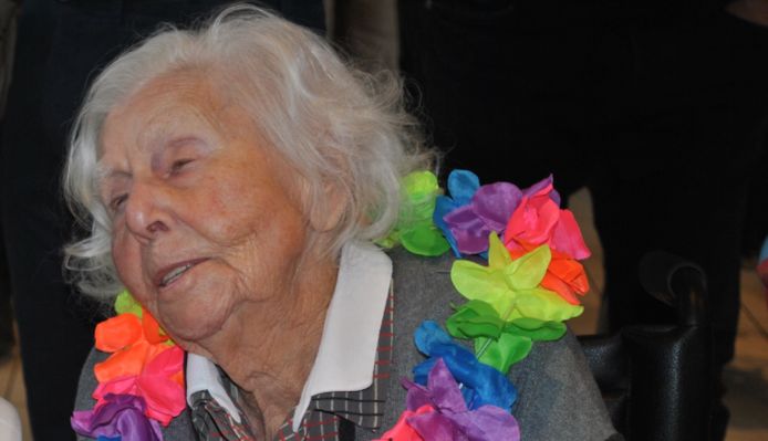 Fernande De Raeve is vier dagen na haar 111de verjaardag overleden.