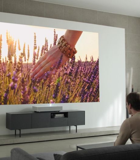 De beste beamers die gewoon op je tv-meubel passen