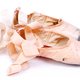 Te koop in de ‘cadeauwinkel’ van Introdans: Pinokkio-kostuums van Jean-Paul Gaultier
