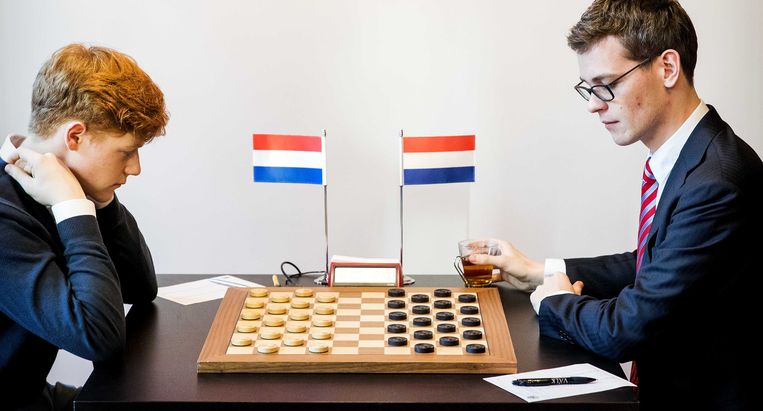 Sport Het dammen is terug bij af - Volkskrant
