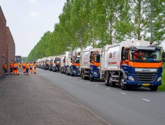 Grote rij met vuilniswagens verzamelt zich voor milieustation in Den Bosch na chemische reactie in vat