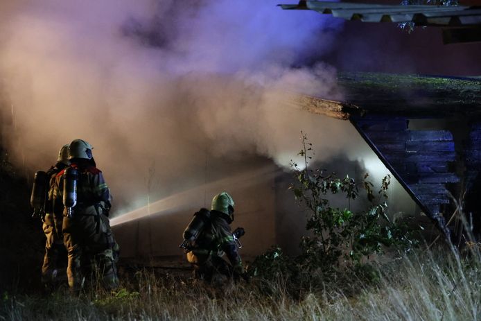 Schuur in brand in Drunen.