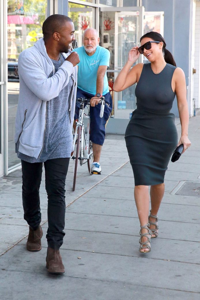 Kim kardashian chaussure transparente sales