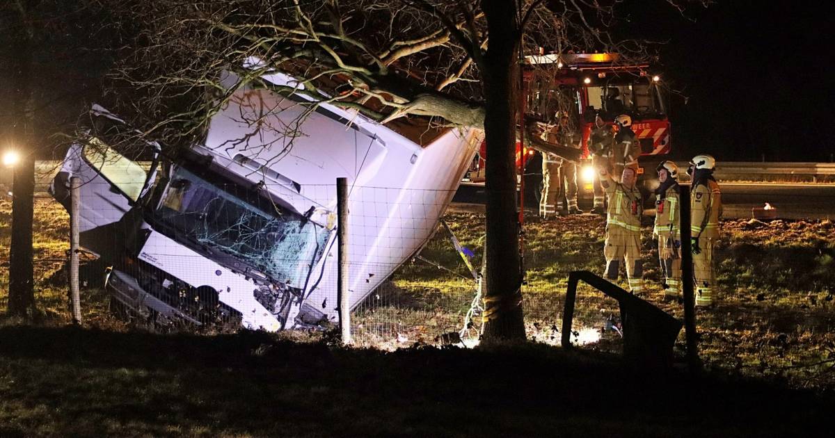 Ernstig vrachtwagen ongeval op A32 Havelterberg.