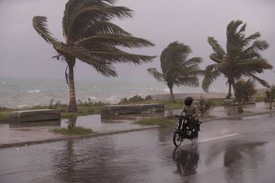 L’ouragan Elsa, rétrogradé en tempête tropicale, s’approche d'Haïti