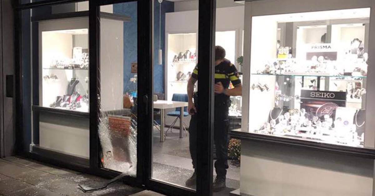 Tweede inbraakpoging binnen maand bij juwelier in Keizerslanden in Deventer