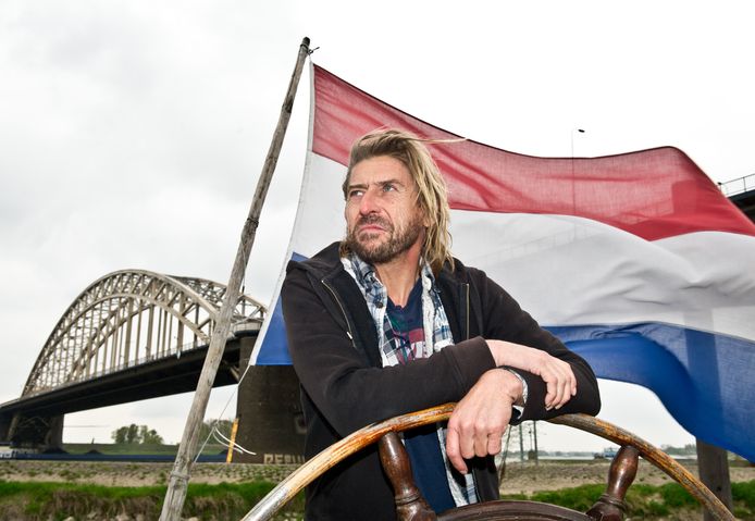 Leon Berkers wil in gesprek om zijn boot in de Nijmeegse haven te kunnen laten liggen.