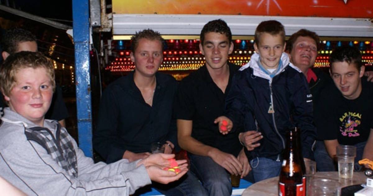 Jeugd Hulsel boos om vroeg einde kermis