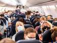 REPORTAGE. Vlaamse stewards en stewardessen geradbraakt door eindeloze mondmaskerdiscussies: “Gij moet mij serveren, niet commanderen”