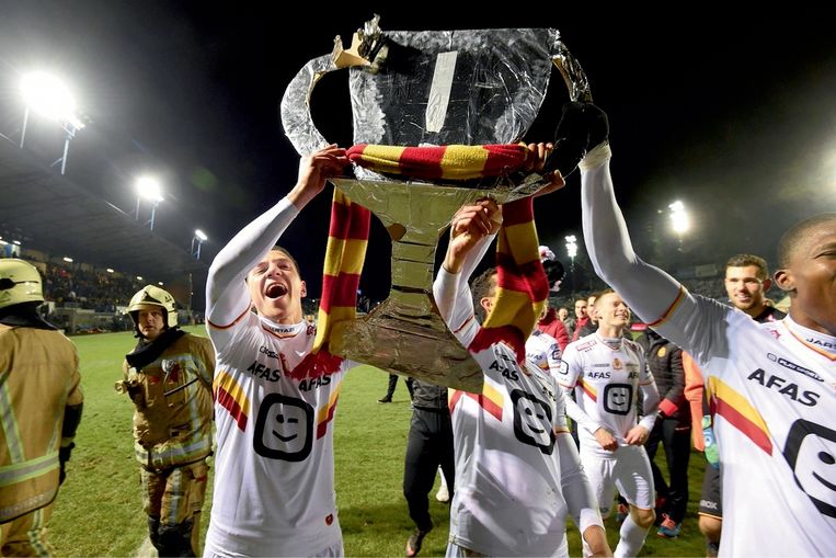 Aad de Mos over de bekercampagne: 'Het is typisch voor KV Mechelen om vanuit een underdogpositie grootse prestaties neer te zetten.' Beeld PhotoNews