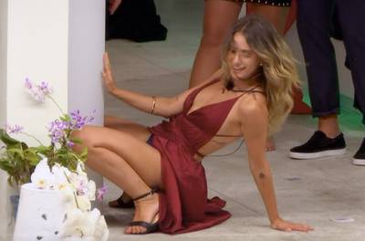 Yasmin leeft op in nieuwe ‘rol’ als vrijgezel en neemt het ervan