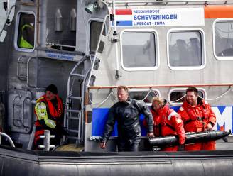 Lichaam vijfde slachtoffer van surfdrama Scheveningen nog niet gevonden, surfers weer in het water