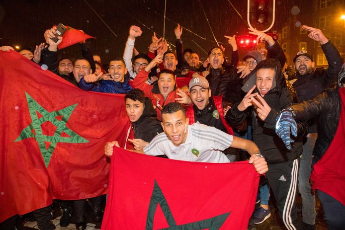 Eerst Suikerfeest Dan Pas Voetbal Kijken In De Woerdense Moskee Woerden Ad Nl