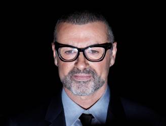 George Michael was verslaafd aan Coca-Cola Light: “Hij dronk minstens 25 blikjes per dag”
