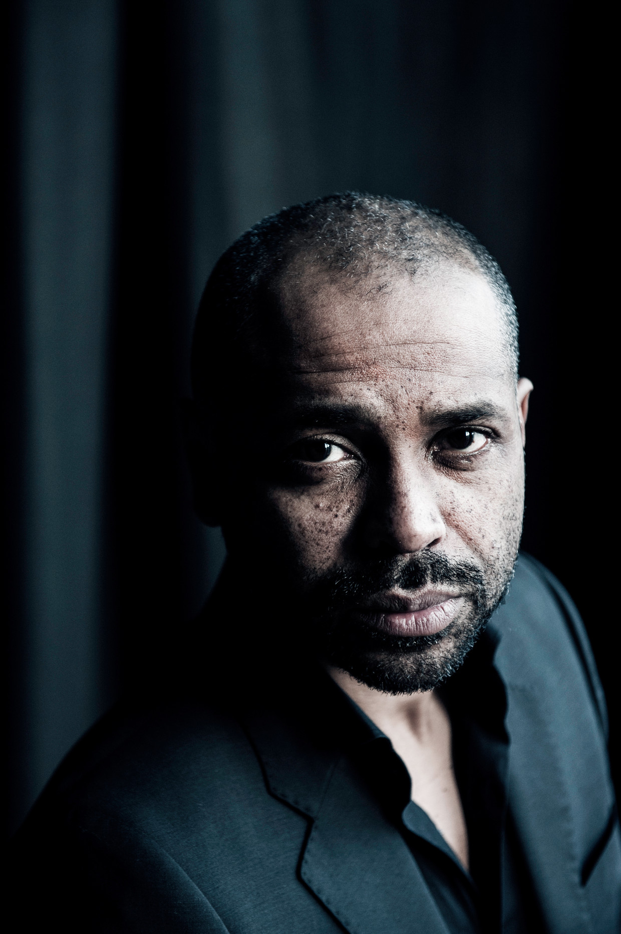 'Ik heb me altijd braver gedragen vanwege mijn bruine huidskleur.'