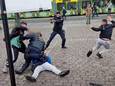 Een beeld van de aanval in Mannheim waarbij Sulaiman A. (links) een politieagent doodstak.