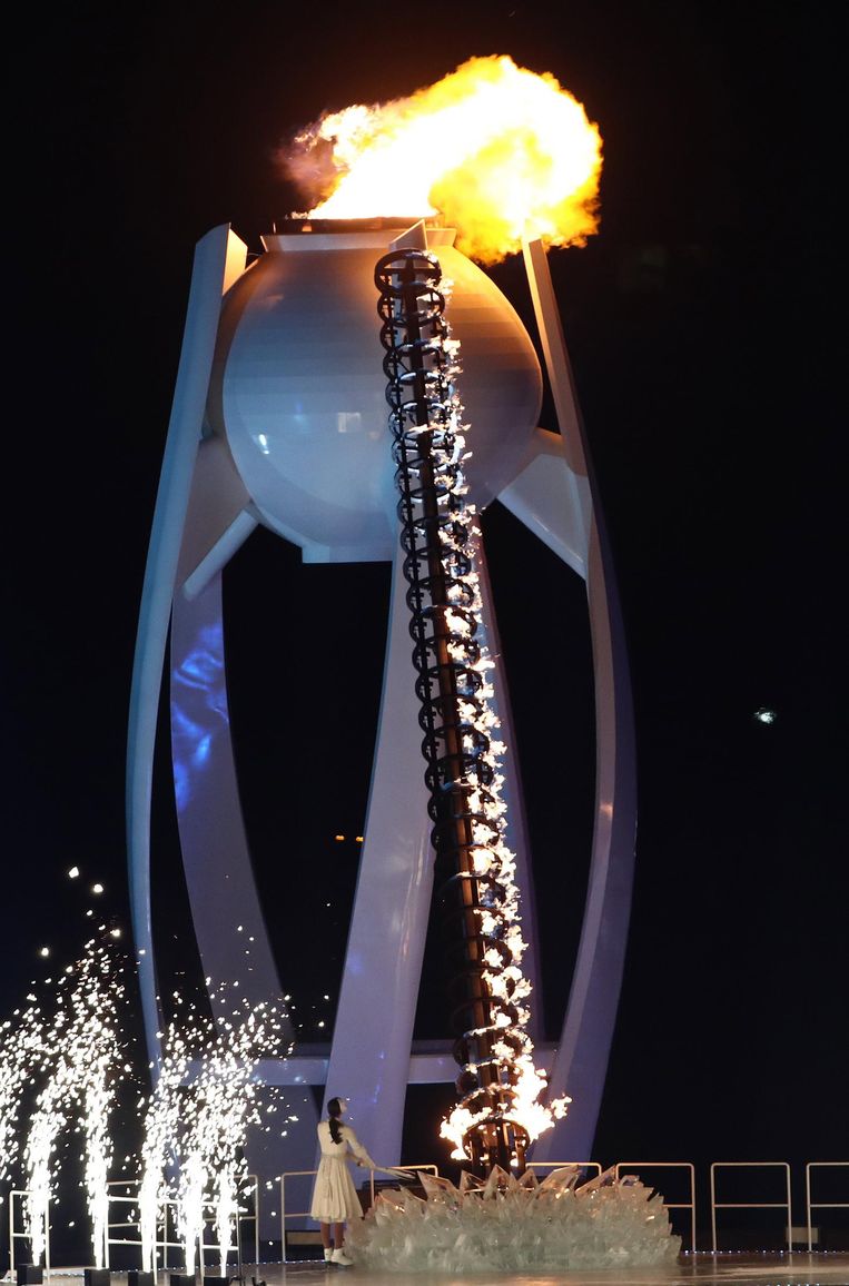 Kunstschaatsster Kim Yuna ontsteekt vrijdag het Olympisch vuur in Pyeongchang. Beeld epa