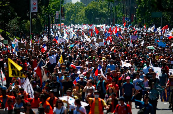 Betogers in hoofdstad Santiago.