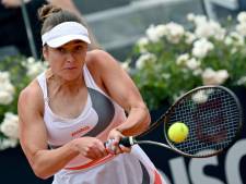 Elina Svitolina pakt eerste WTA-titel onder Raemon Sluiter, Russische tegenstander schudt geen hand