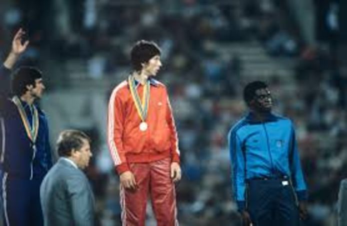 Het podium, met vlnr: Viktor Saneyev (zilver), Jaak Uudmäe (goud) en João Carlos de Oliveira (brons).