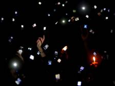 Le smartphone bientôt banni des salles de concert?