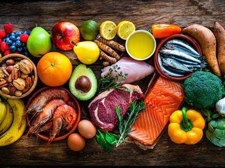 Jezelf gelukkig eten? Deze psycholoog zegt dat bepaalde voeding echt helpt