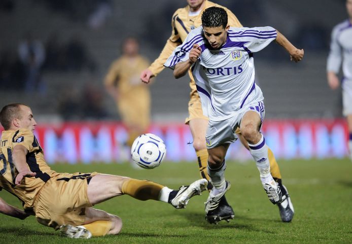 RSC Anderlecht Loses Main Sponsor BNP Paribas Fortis After 39 Years - Footy  Headlines