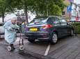 Frieda (83) op de bres voor betere parkeerplaatsen voor gehandicapten: ‘Het is soms levensgevaarlijk’