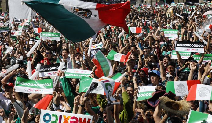 Mexicaanse fans in het stadion.