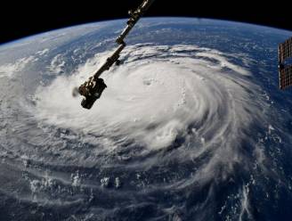 Oostkust van VS maakt zich op voor "krachtigste orkaan in dertig jaar"