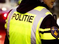 Jongen (17) beroofd van scooter onder bedreiging van vuurwapen in Rotterdam-IJsselmonde