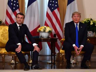 Trump en Macron in de clinch tijdens persconferentie: “Wil je een paar aardige IS-strijders? Ik zou ze je kunnen geven”