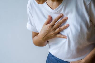 Vrouwen lopen meer risico op hartziektes dan mannen. Cardioloog: “Er zijn 3 belangrijke sleutelmomenten voor een check-up”