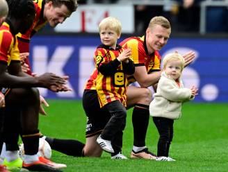 “Het is ook voor die momenten dat je voetbalt”: Nikola Storm (KV Mechelen) over de viering met z'n zoontjes na de zege tegen OHL